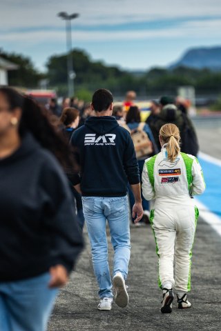 AMBIANCE, PITWALK
 | TWENTY-ONE CREATION