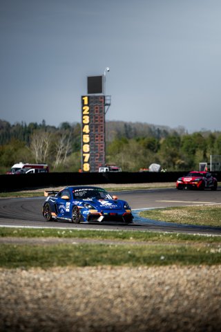 #20 - VS Comp&eacute;tition - VAN STRAATEN Remi - VAN STRAATEN Axel - Porsche 718 Cayman GT4 RS CS - Pro-Am, CATEGORIES, FFSA GT
 | bendemacedo