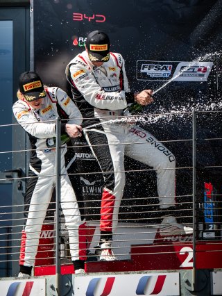 #5 - Mirage Racing - SLOSS Jodie - LEVY David - Aston Martin Vantage AMR GT4 EVO - Am, #63 - CMR - LEMERET St&eacute;phane - AURIACOMBE St&eacute;phane - Alpine A110 GT4 EVO - Am, CATEGORIES, FFSA GT
 | bendemacedo