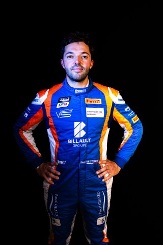#20 - VS Comp&eacute;tition - VAN STRAATEN Remi - VAN STRAATEN Axel - Porsche 718 Cayman GT4 RS CS - Pro-Am, CATEGORIES, FFSA GT, PORTRAIT, STUDIO
 | SRO Motorsports Group
