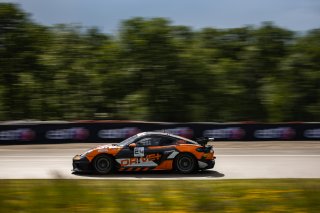 #24 - JSB Comp&eacute;tition - FERRARIN Nicco - NAVARRO Jean-Laurent - Porsche 718 Cayman GT4 RS CS - Am, FFSA GT
 | &copy;&nbsp;SRO - TWENTY-ONE CREATION | Jules Benichou