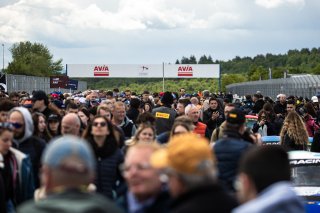 AMBIANCE, GRID WALK
 | &copy;&nbsp;SRO - TWENTY-ONE CREATION | Jules Benichou