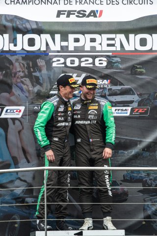 PODIUM
 | &copy;&nbsp;SRO - TWENTY-ONE CREATION | Jules Benichou