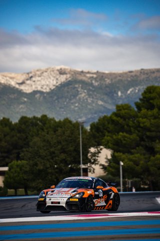 #24 - JSB Comp&eacute;tition - Nicco Ferrarin - Julien Brich&eacute; - Porsche 718 Cayman GT4 RS CS - Am, FFSA GT
 | SRO Motorsports Group