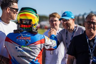 Ambiance, Celebration
 | SRO / Luc SERPETTE