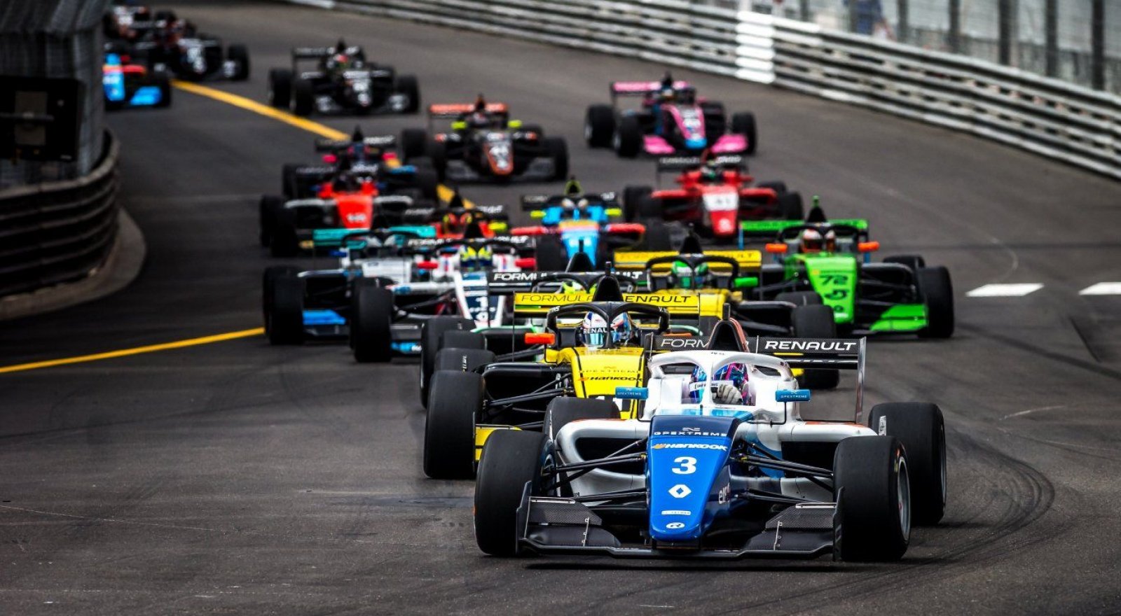 Flash info : la Formula Renault Eurocup présente à Magny-Cours