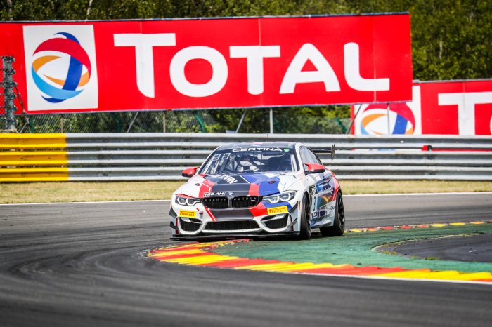 SRO Motorsports Group annonce le prolongement et le développement de son partenariat avec Total 