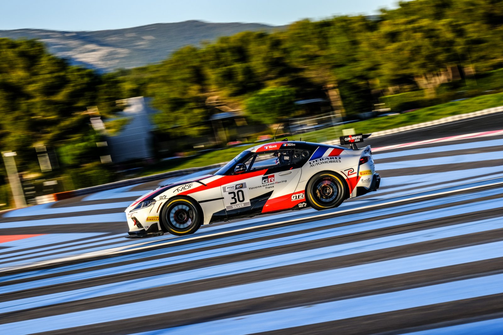 CMR poursuit en Championnat de France FFSA GT avec deux Toyota GR Supra GT4 