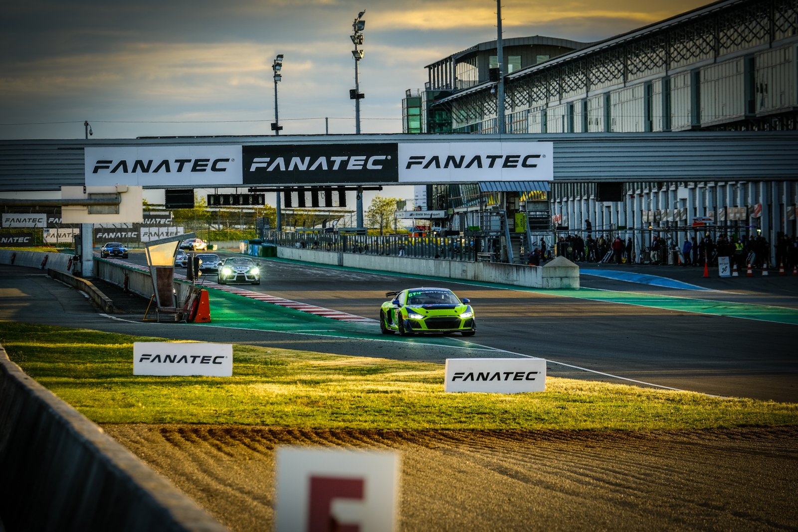 Fanatec GT World Challenge Europe Powered by AWS photo
