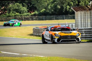#87 AKKODIS ASP Team Mercedes-AMG GT4 Hugo Chevalier Enzo Joulie SILVER, Course 1
 | SRO / Patrick Hecq Photography
