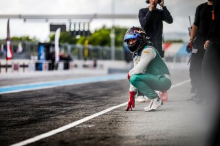 #121 - K-Worx - Timothe Buret - Christopher Campbell - Porsche 718 Cayman GT4 RS Clubsport - PRO-AM, Course 2, FFSA GT, Pitlane
 | SRO / TWENTY-ONE CREATION - Jules Benichou