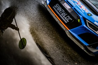 #42 - Sainteloc Racing - Gregory Guilvert - Christophe Hamon - Audi R8 LMS GT4 - Pro-Am, Essais Libres 1, FFSA GT, Pitlane
 | © SRO - TWENTY-ONE CREATION | Jules Benichou